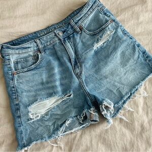 ❗️SOLD❗️American Eagle Mom Shorts